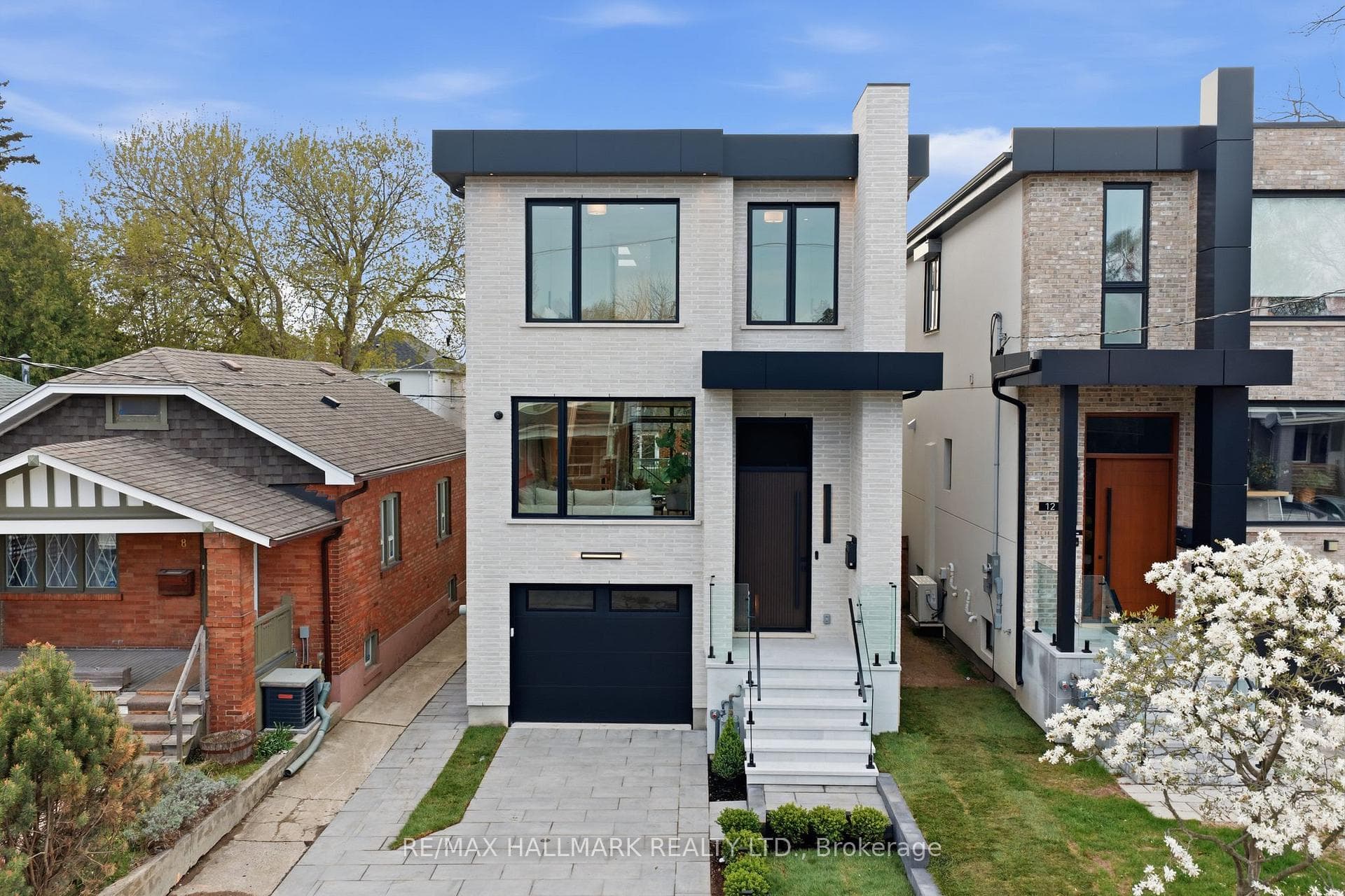 10 Leroy Avenue, Danforth / East York, ON M4J 4G7 - Photo 1
