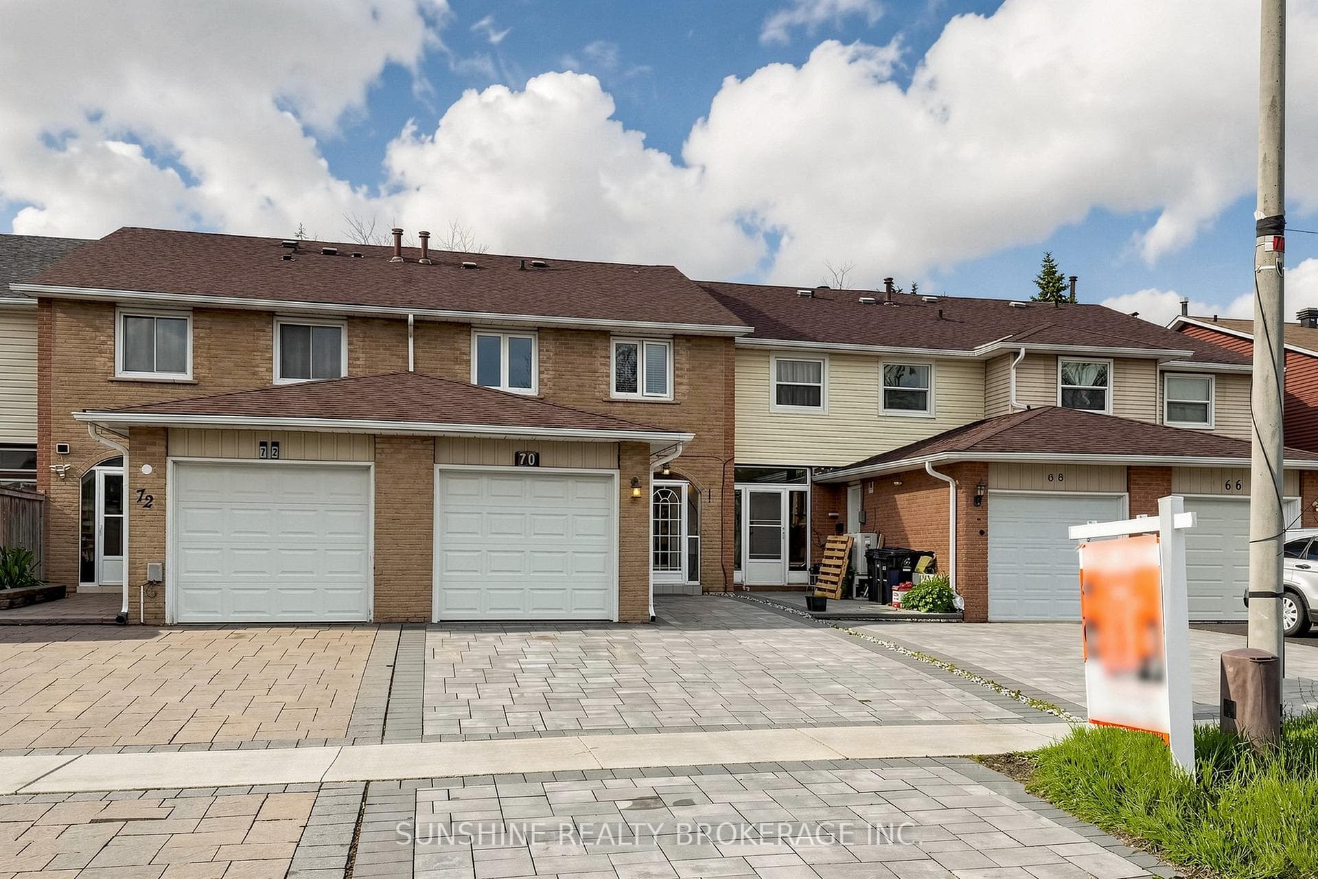 70 Copperwood Square, Toronto E07