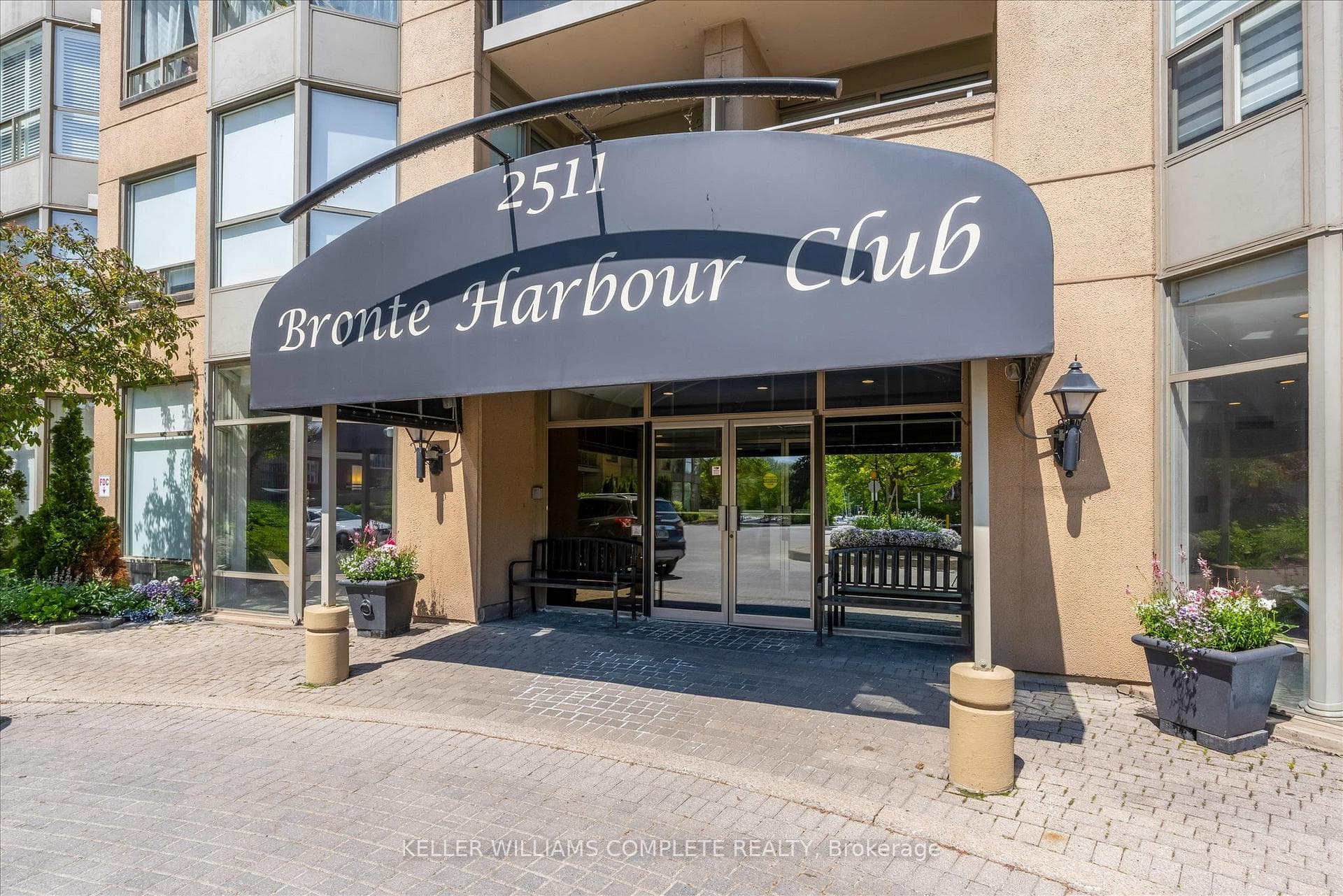 2511 LAKESHORE Road Unit 811, Oakville, ON L6L 6L9 - Photo 1