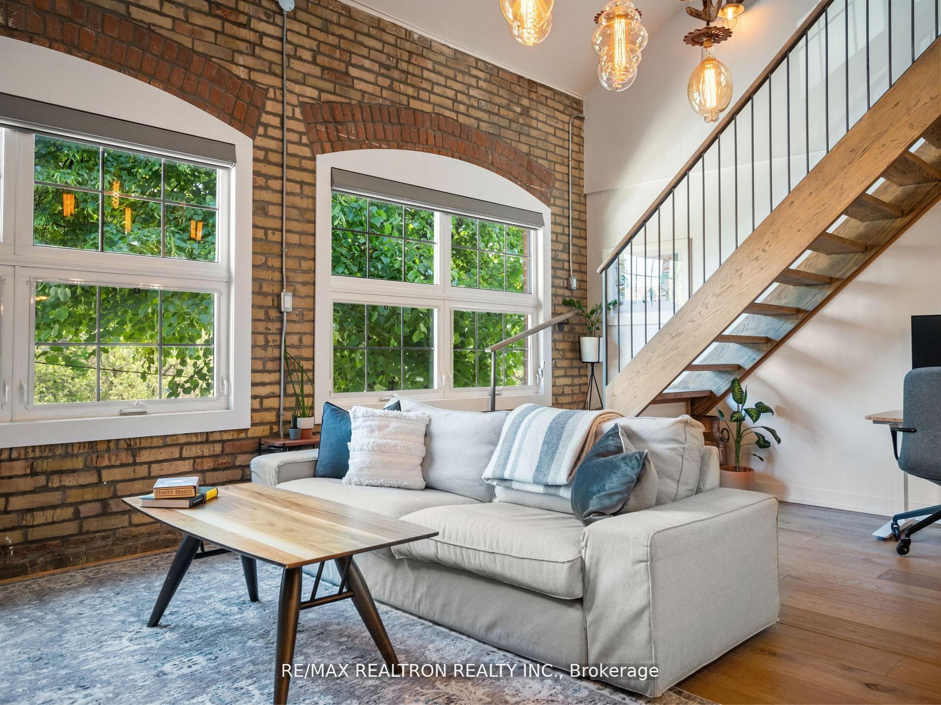 1100 Lansdowne Avenue Unit 303, Bloor West Village / Swansea