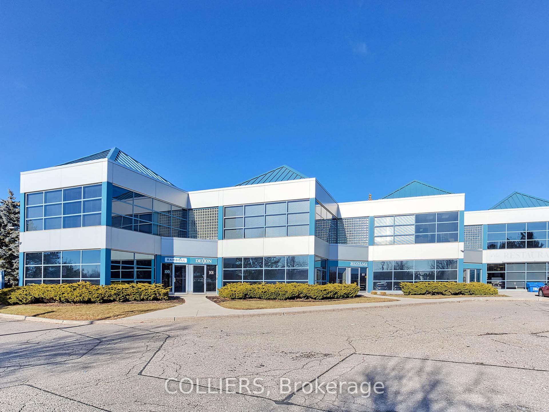 2420 Meadowpine Boulevard Unit 100, Mississauga, ON L5N 6S2 - Photo 1