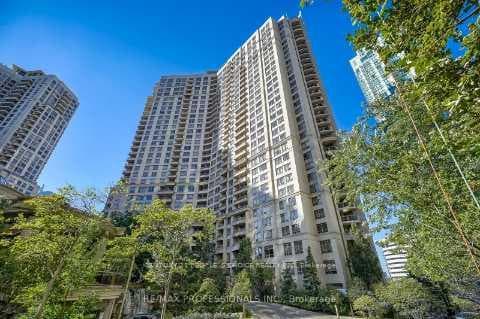 3888 Duke Of York Boulevard Unit 833, Mississauga, ON L5B 4P5 - Photo 1