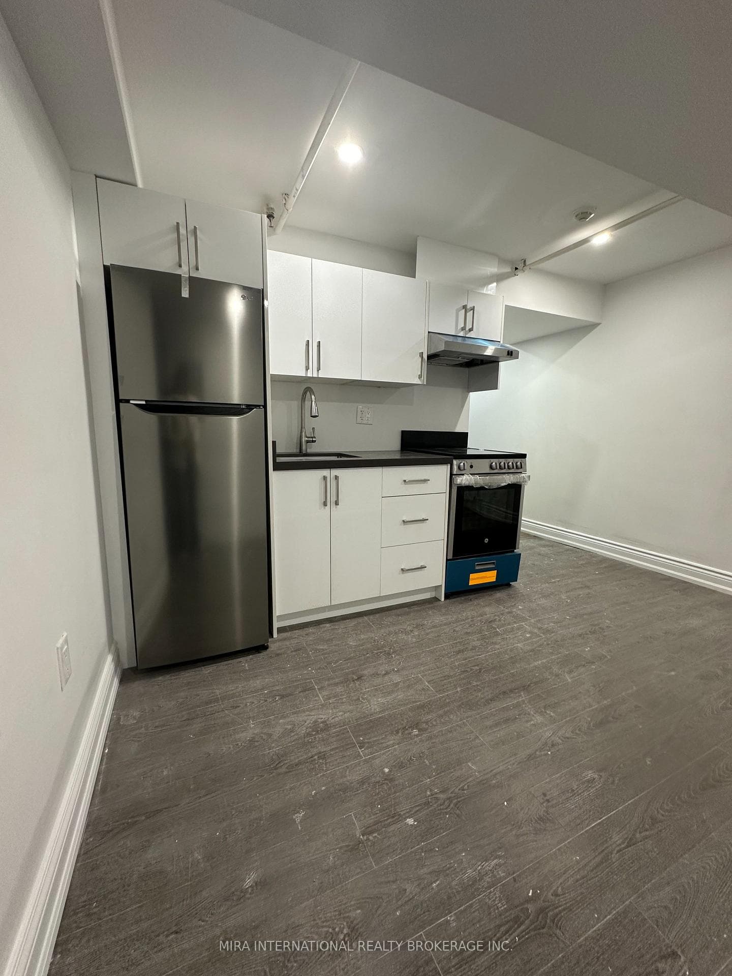 180 Sherbourne Street Unit L4, Regent Park / Cabbagetown / St. James Town, ON M5A 2R7 - Photo 1