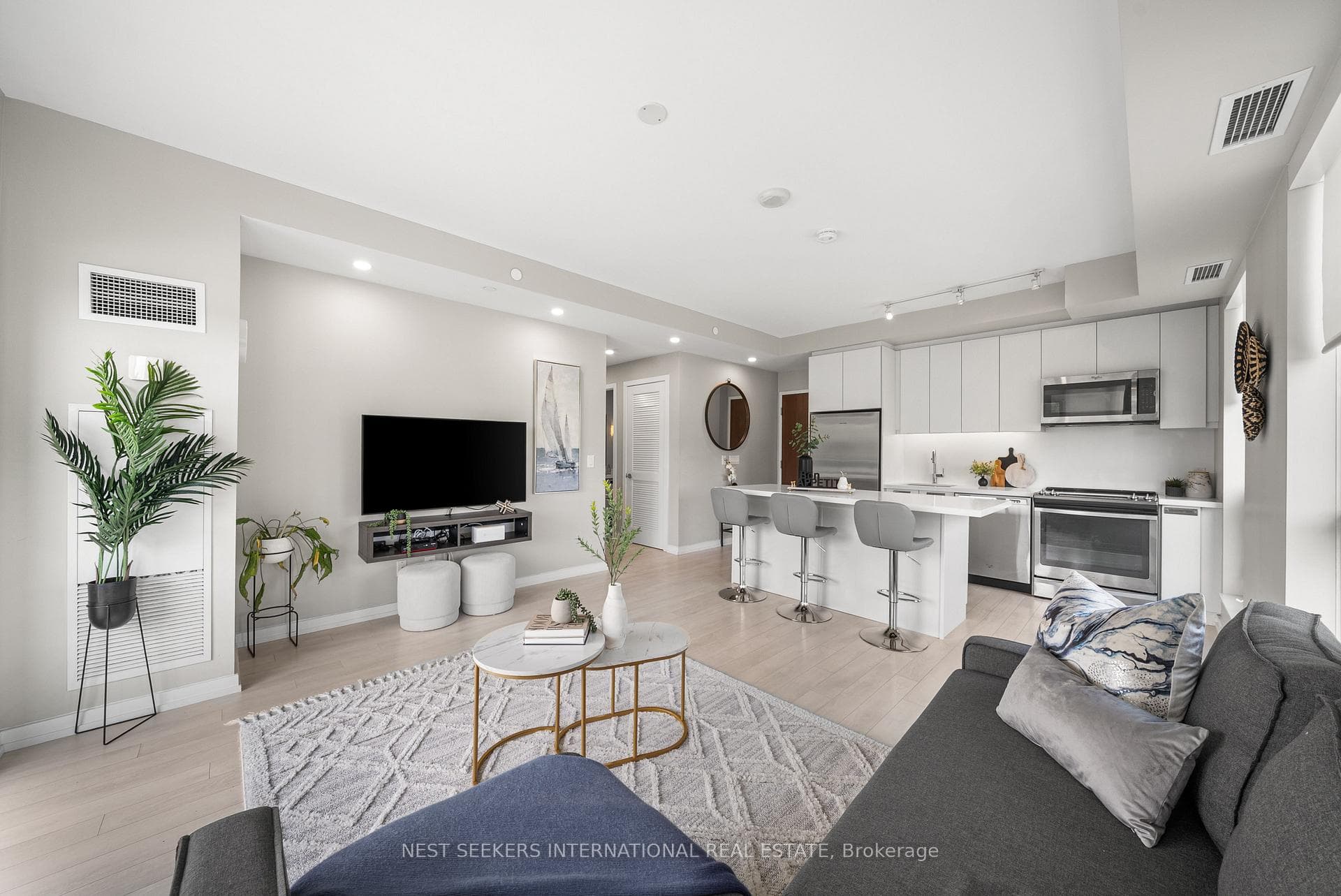 241 Sea Ray Avenue Unit A213, Innisfil, ON L9S 2P7 - Photo 1