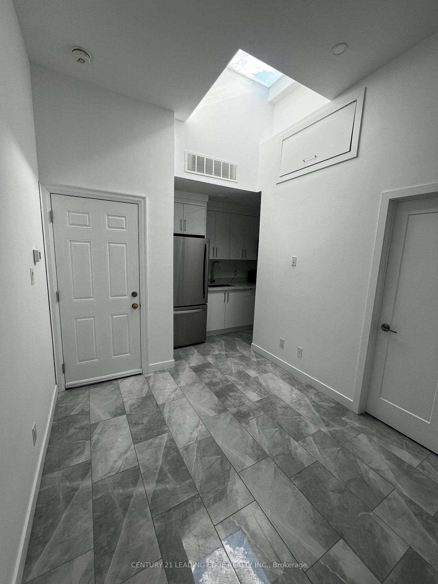 1375 Bathurst Street Unit Unit B, Annex / Yorkville / Summerhill, ON M5R 3H8 - Photo 1