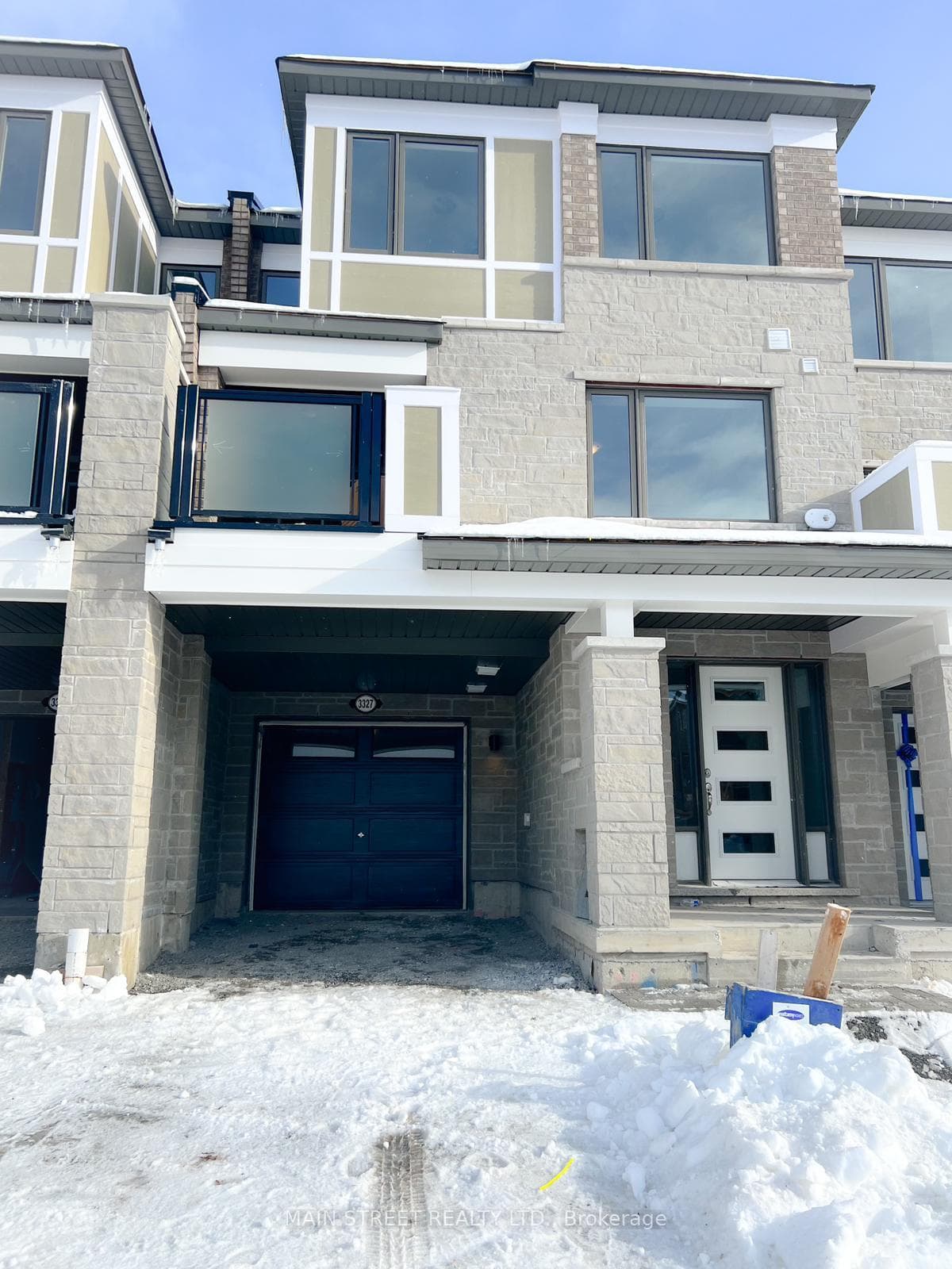 3327 Thunderbird Promenade, Pickering, ON L1X 0N4 - Photo 1