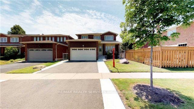 26 Sunforest Drive, Brampton, ON L6Z 2Z1 - Photo 1