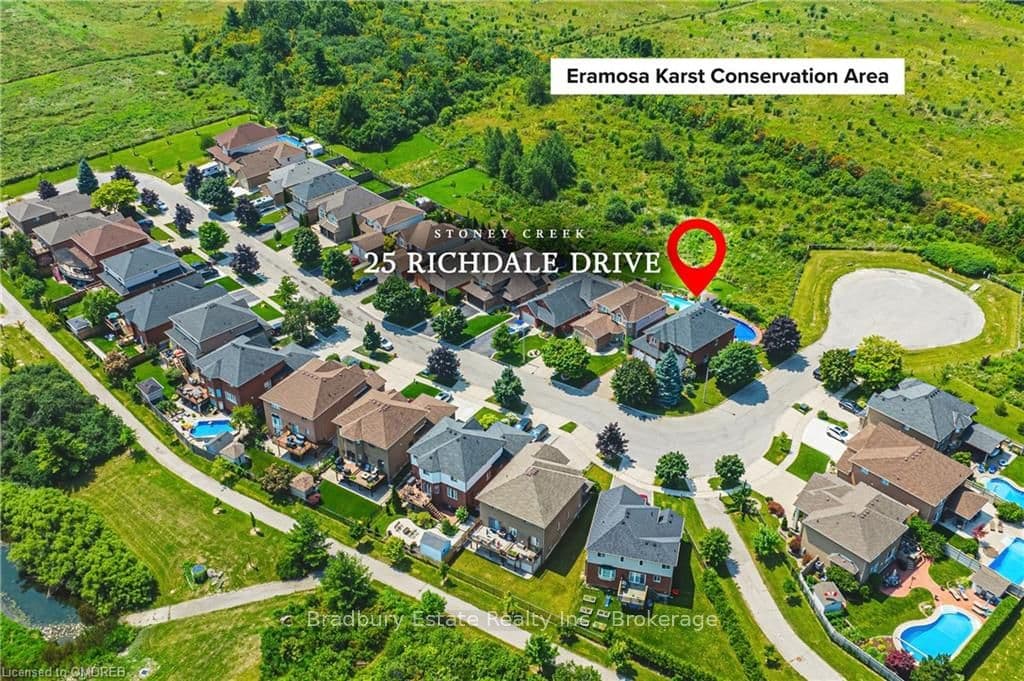 25 RICHDALE Drive, Hamilton, ON L8J 3X4 - Photo 1