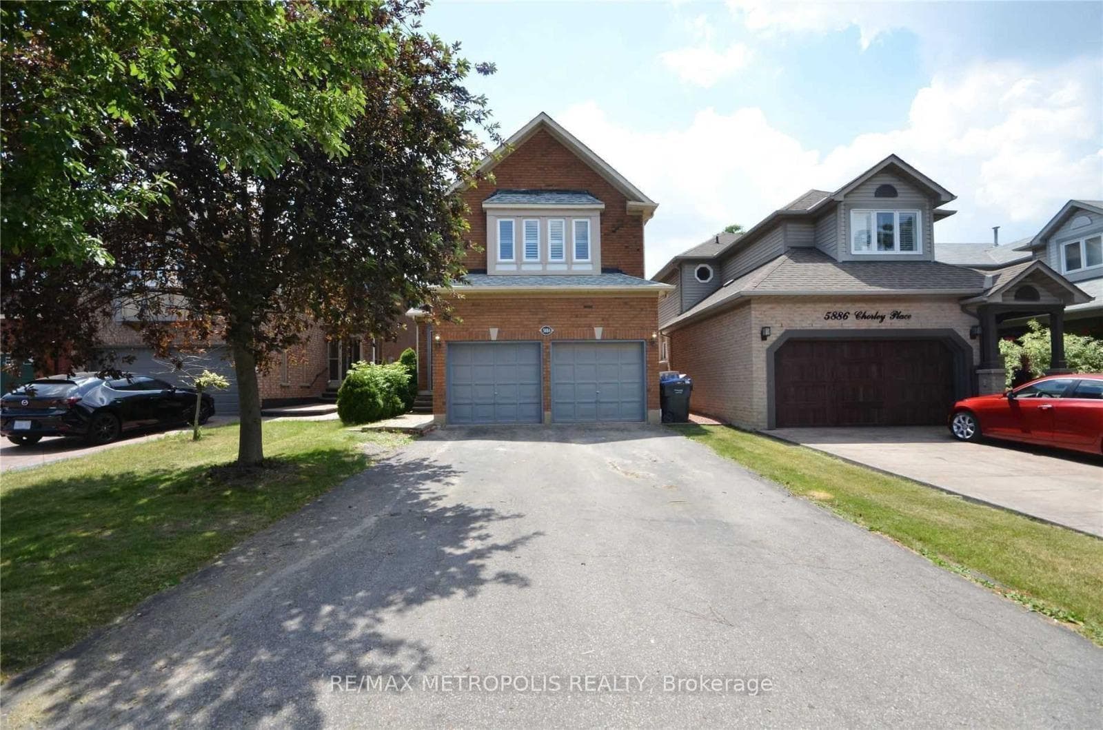 5884 Chorley Place Unit Upper, Mississauga, ON L5M 5L7 - Photo 1