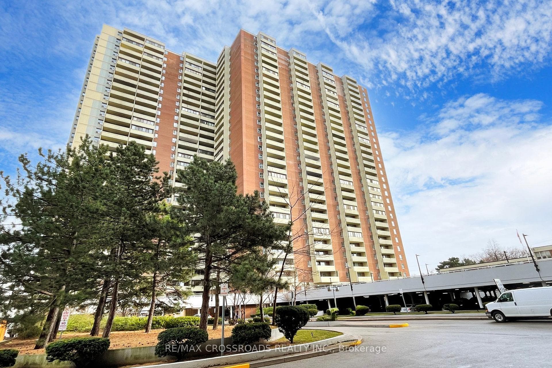 5 Massey Square Unit Ph18, Danforth / East York, ON M4C 5L6 - Photo 1