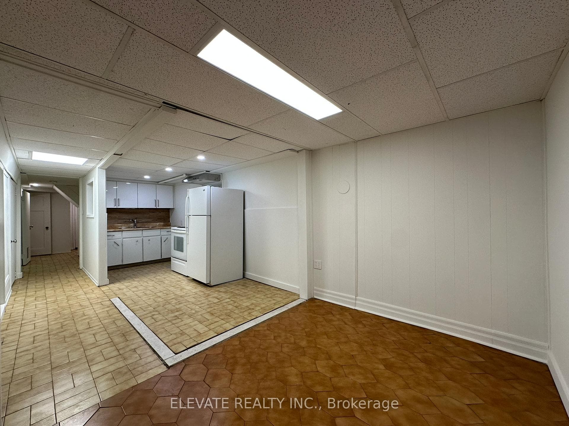 63 Garden Avenue Unit Bsmt, High Park / Junction / Roncesvalles, ON M6R 1H8 - Photo 1