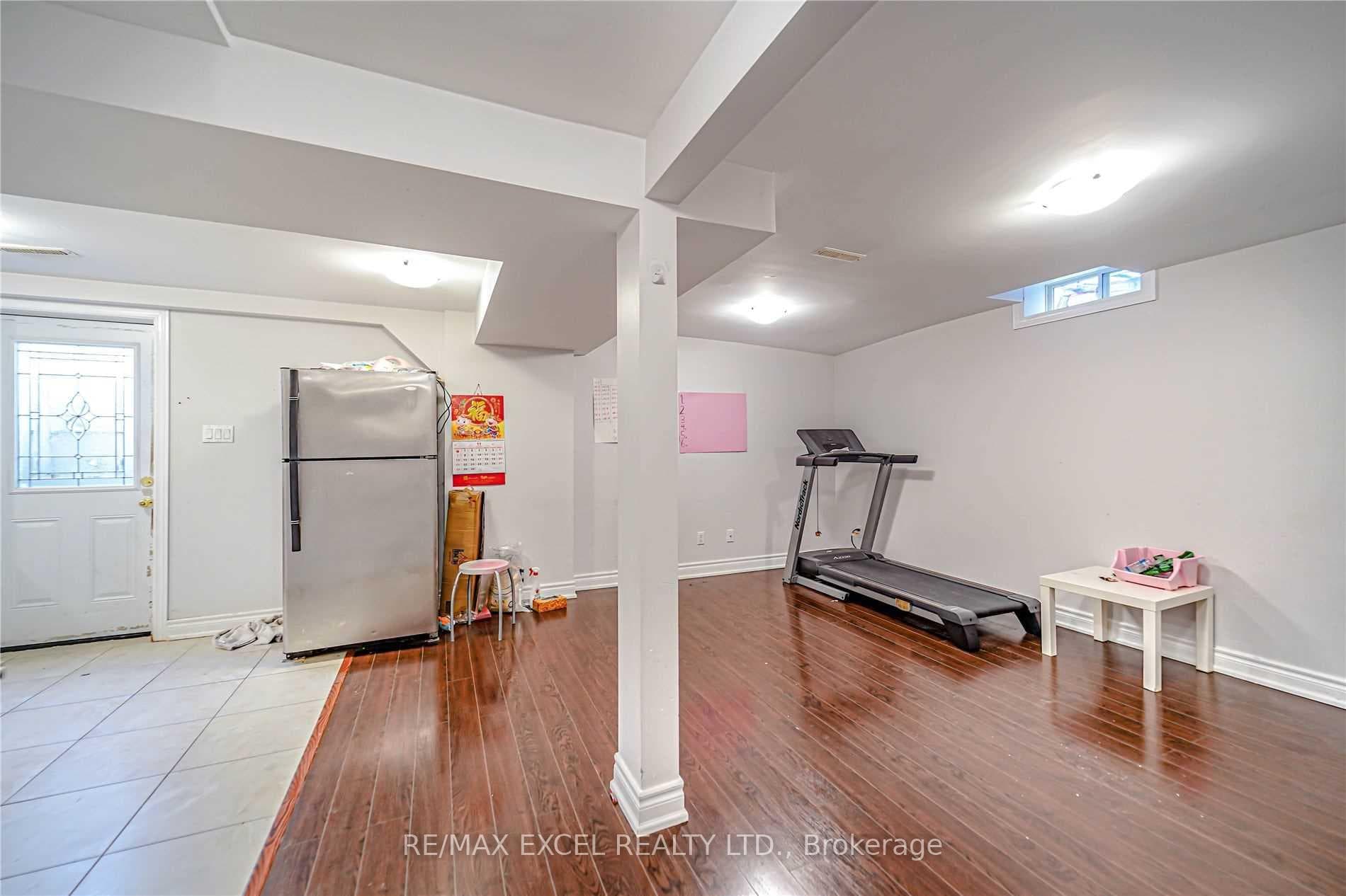 47 Whiteleaf Crescent Unit Bsmt, Agincourt / Milliken