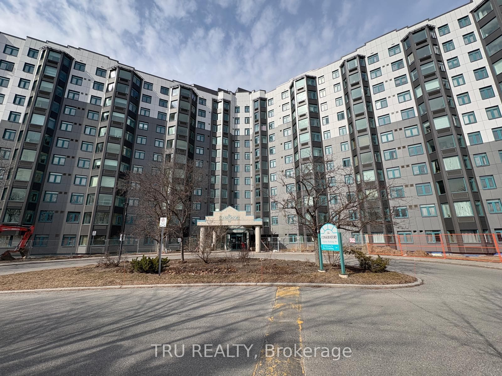 1025 Grenon Avenue Unit 718, Britannia Heights - Queensway Terrace N and Area, ON K2B 8S5 - Photo 1
