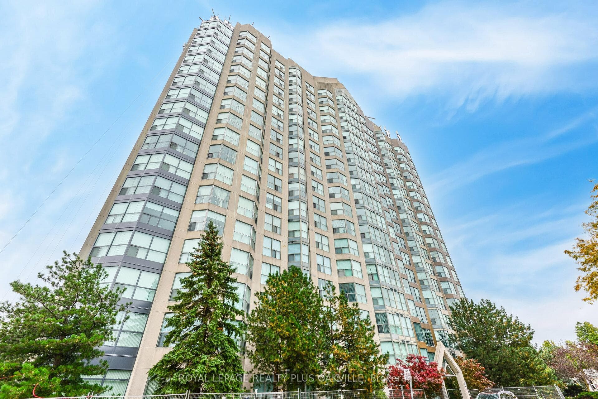 2177 Burnhamthorpe Road Unit 1810, Mississauga