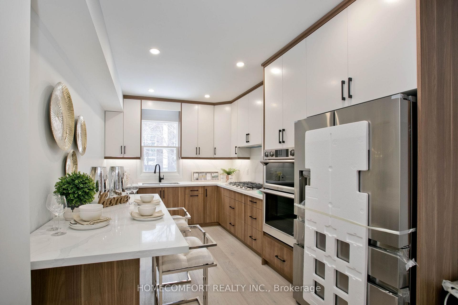 18 Connaught Avenue, Riverdale / Leslieville, ON M4L 2V9 - Photo 1
