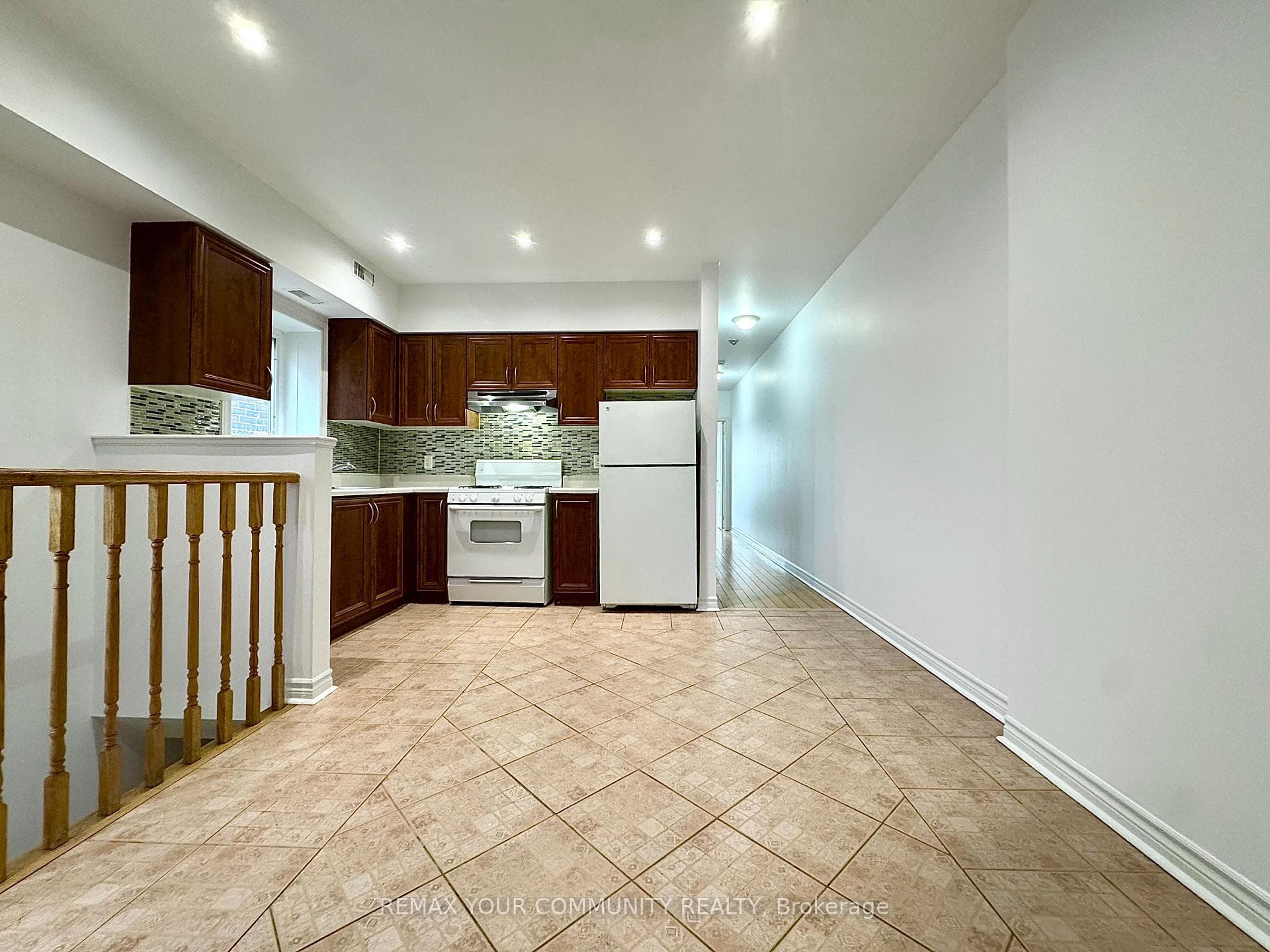 2417 Dundas Street Unit 4, Bloor West Village / Swansea, ON M6P 1X3 - Photo 1