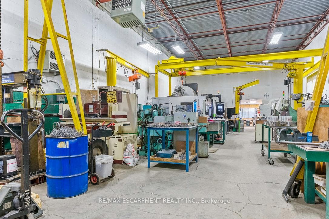 2430 Lucknow Drive Unit 11, Mississauga, ON L5S 1V3 - Photo 1