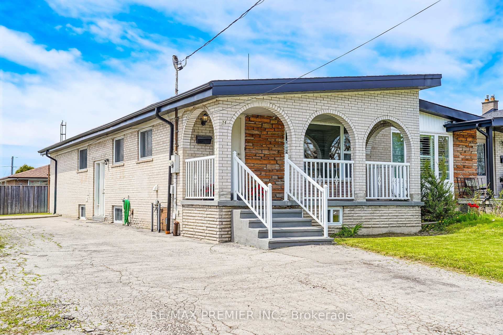 14 Yatescastle Drive, Downsview / Black Creek, ON M3L 2B8 - Photo 1