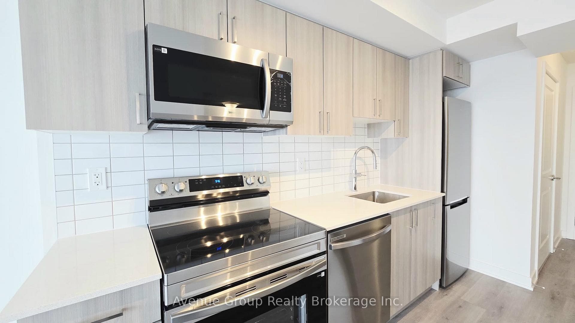 1010 Sandy Beach Road Unit 2003, Pickering