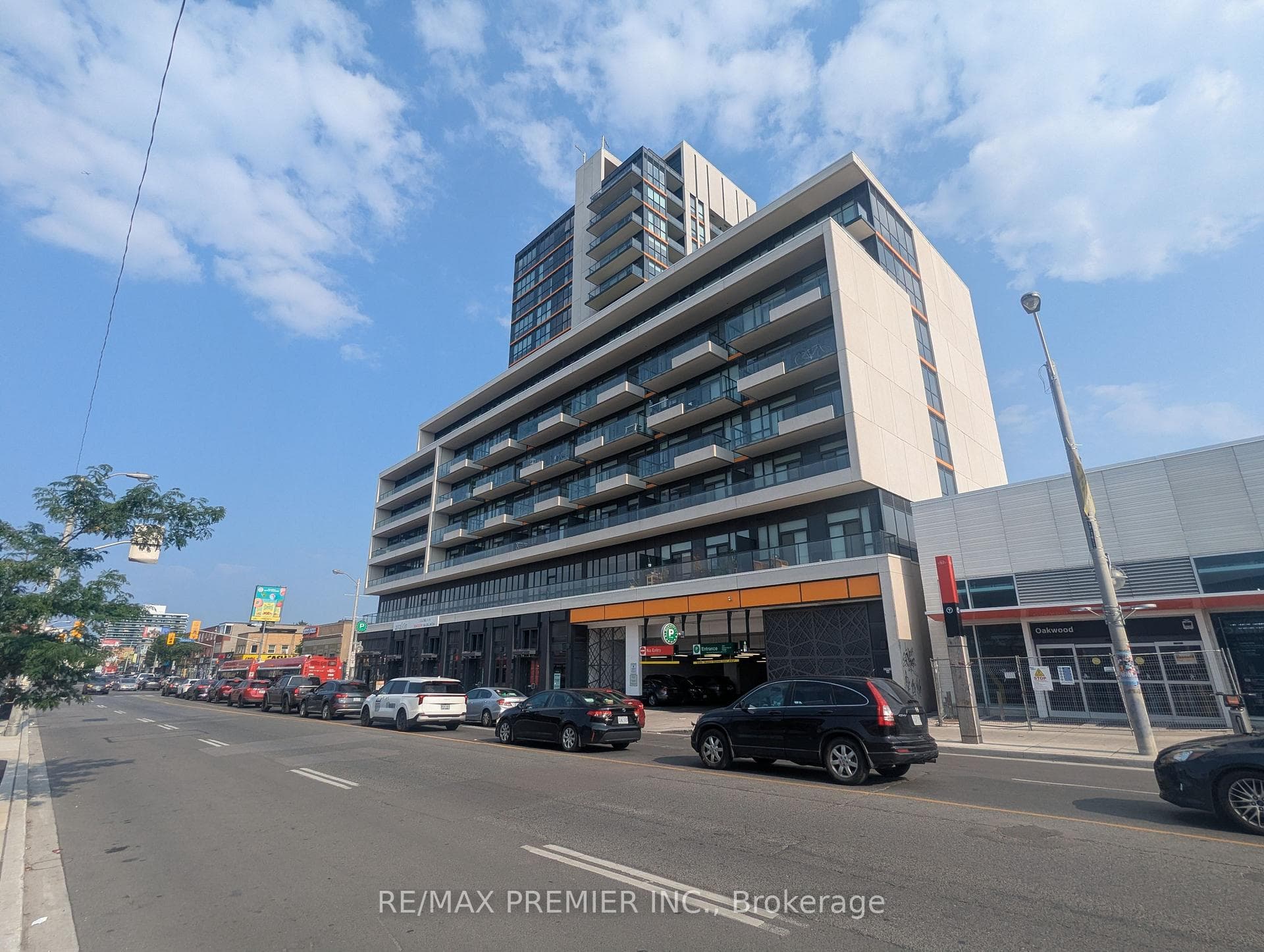 1603 Eglinton Avenue Unit 1406, Forest Hill / Deer Park, ON M6E 0A1 - Photo 1