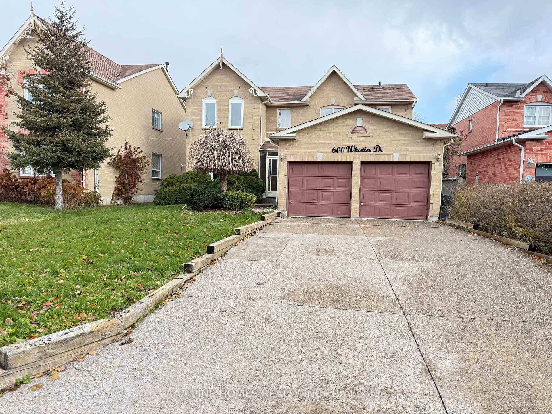 600 Whistler Drive, Oshawa, ON L1J 8K2 - Photo 1