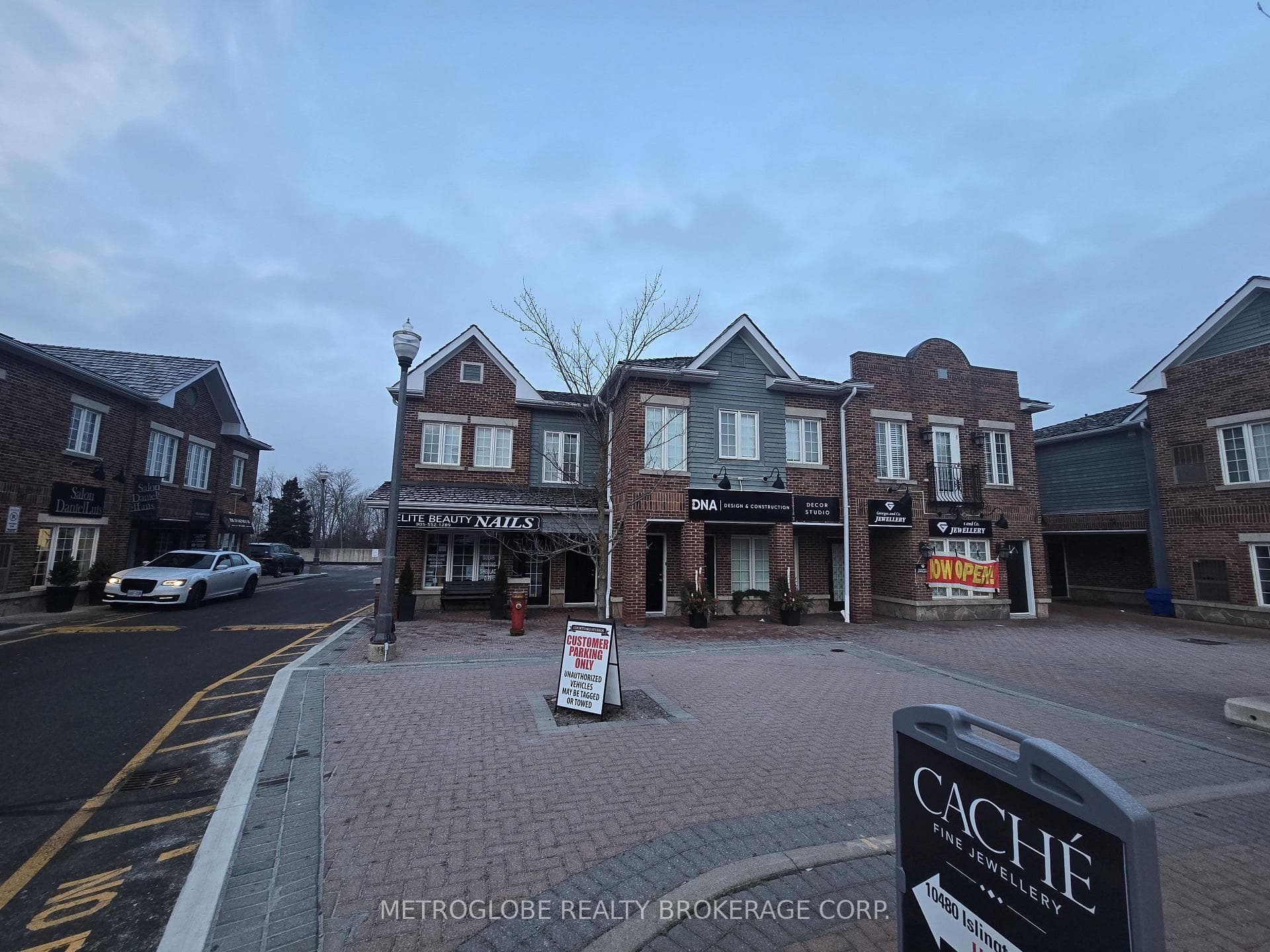 10480 ISLINGTON Avenue Unit PKG B, Vaughan, ON L4L 7H8 - Photo 1