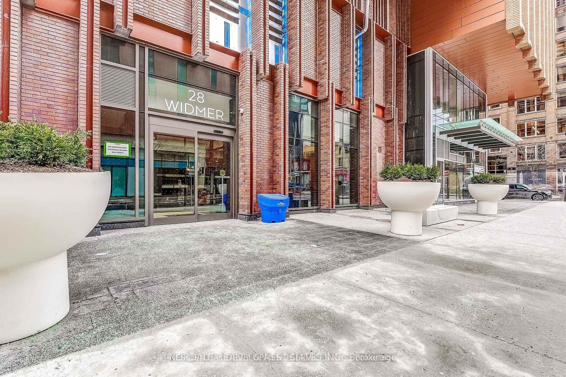 28 Widmer Street Unit SPH26, Downtown Toronto / Waterfront, ON M5V 0T2 - Photo 1