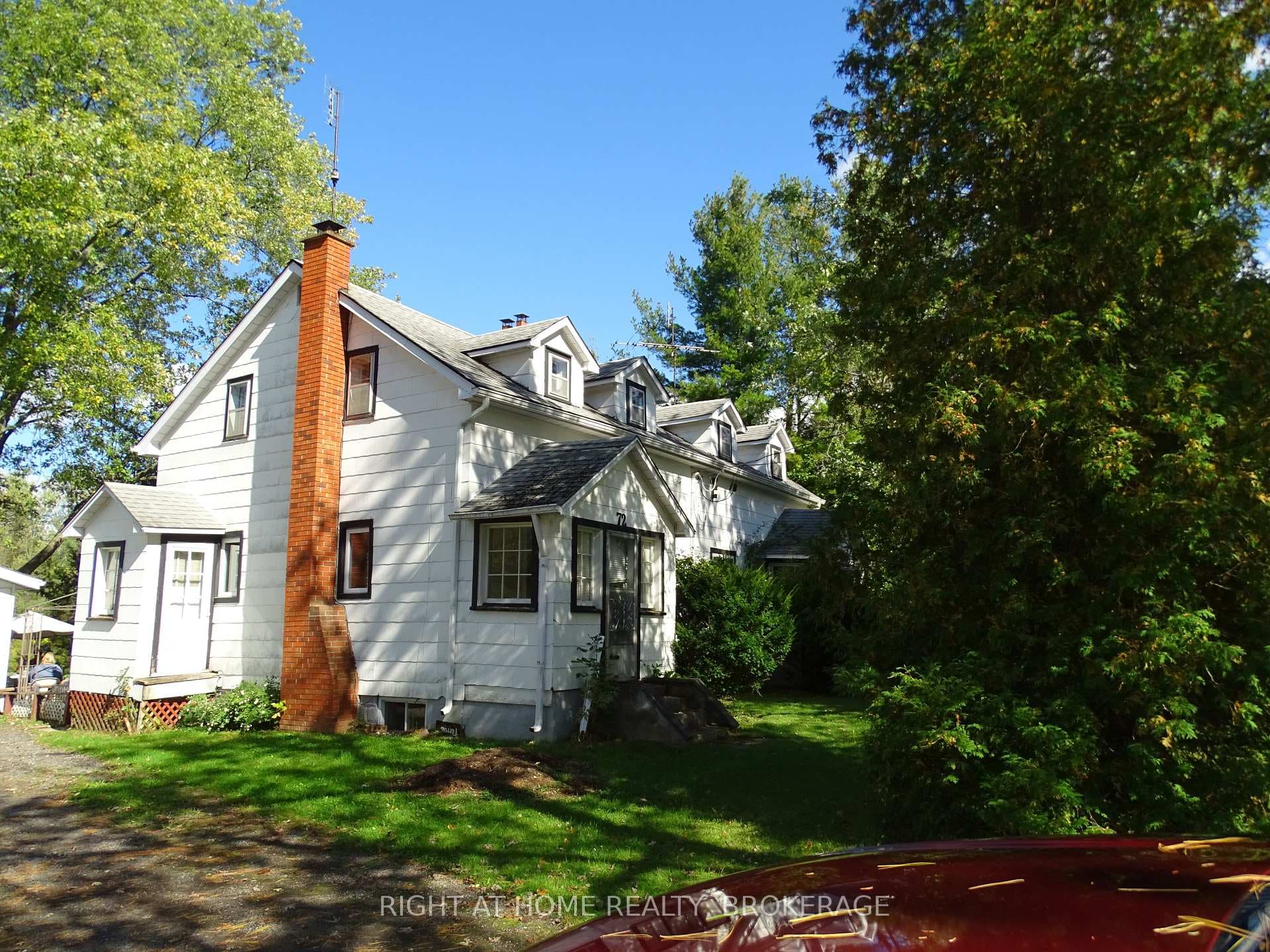 72 Bridge Street, Thorold