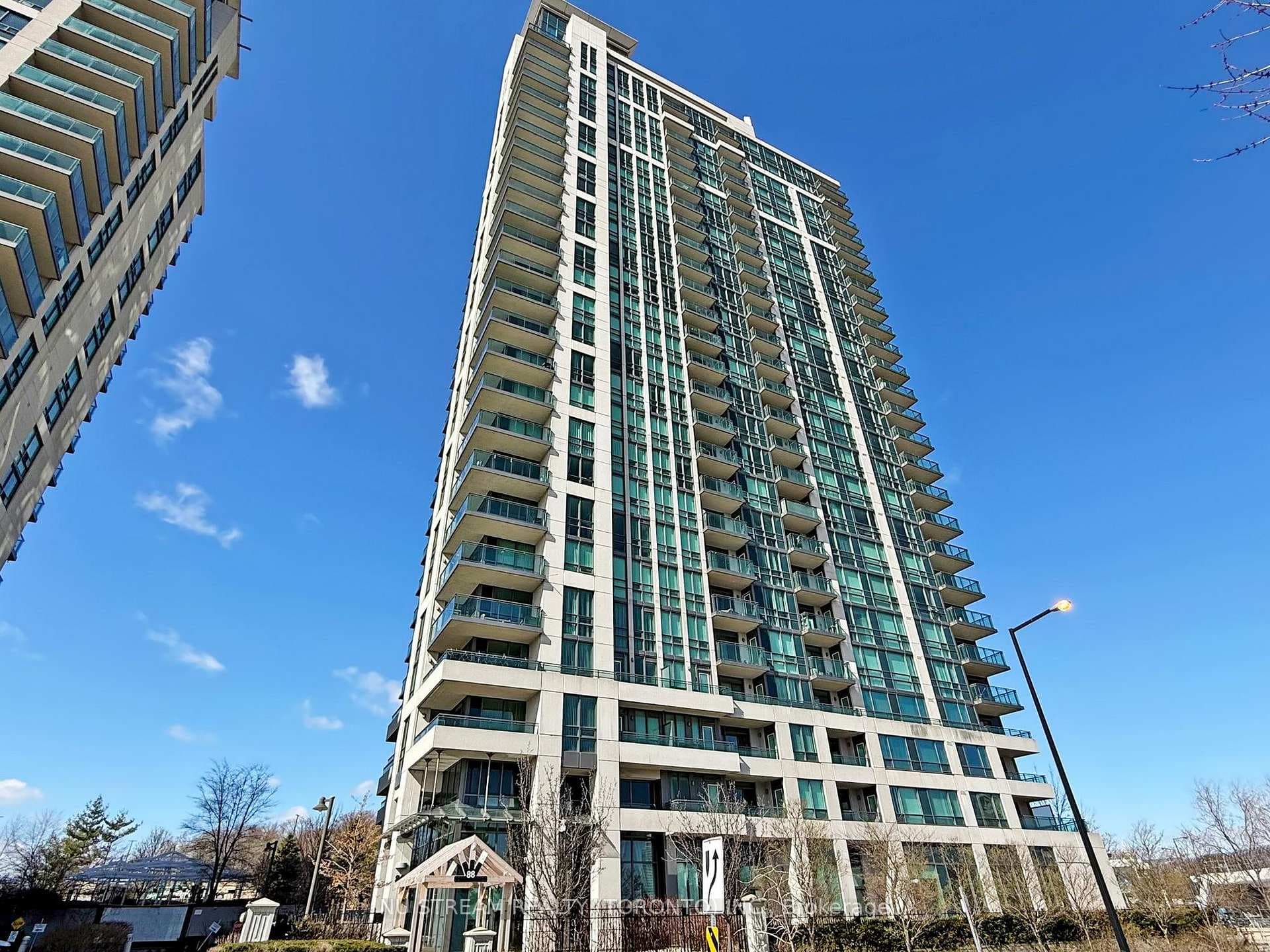 88 Grangeway Avenue Unit 703, Toronto E09