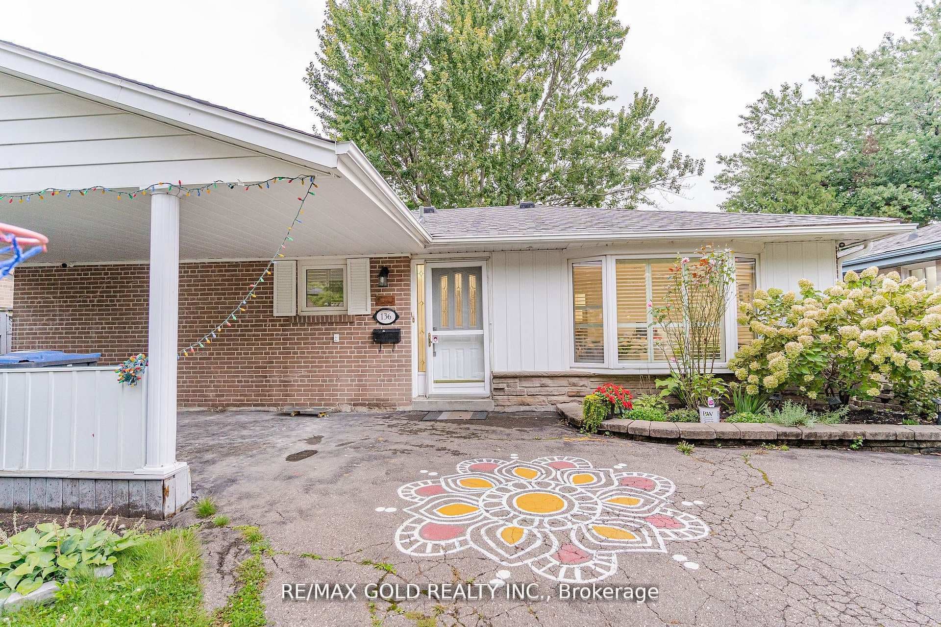 136 Bartley Bull Parkway, Brampton, ON L6W 2J9 - Photo 1