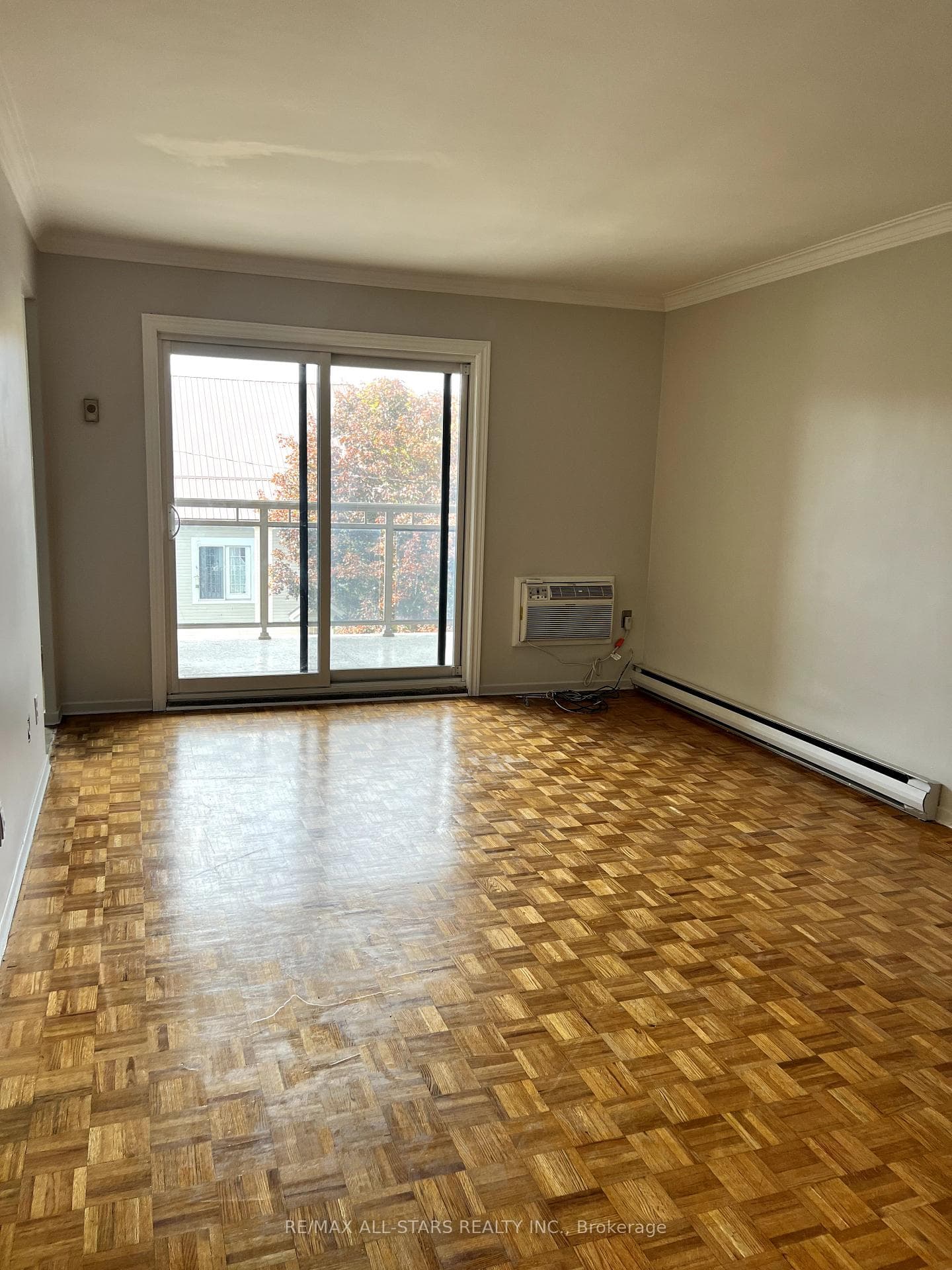 73 Albert Street Unit 11, Uxbridge