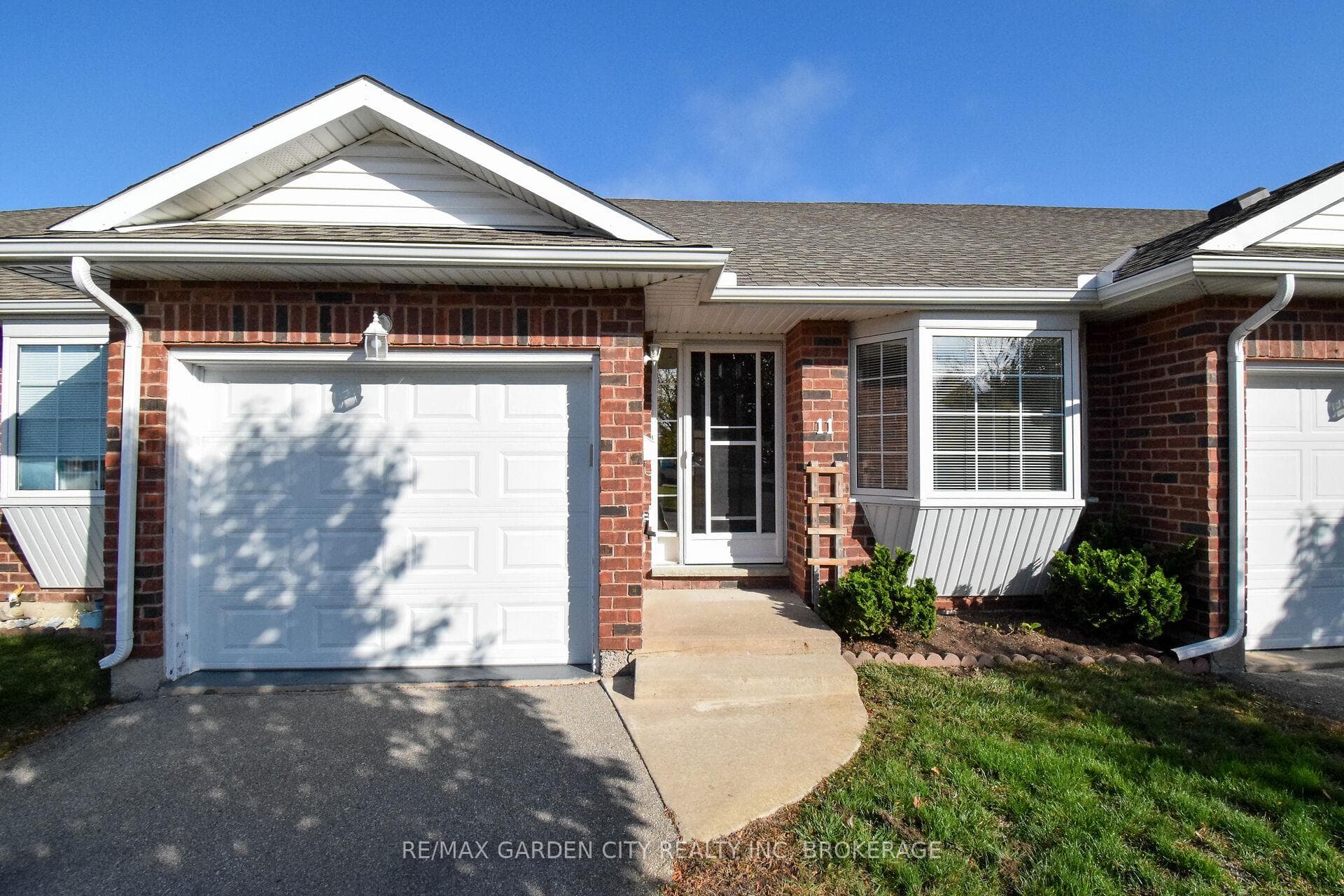 162 FIRST Street Unit 11, Welland, ON L3B 4S2 - Photo 1