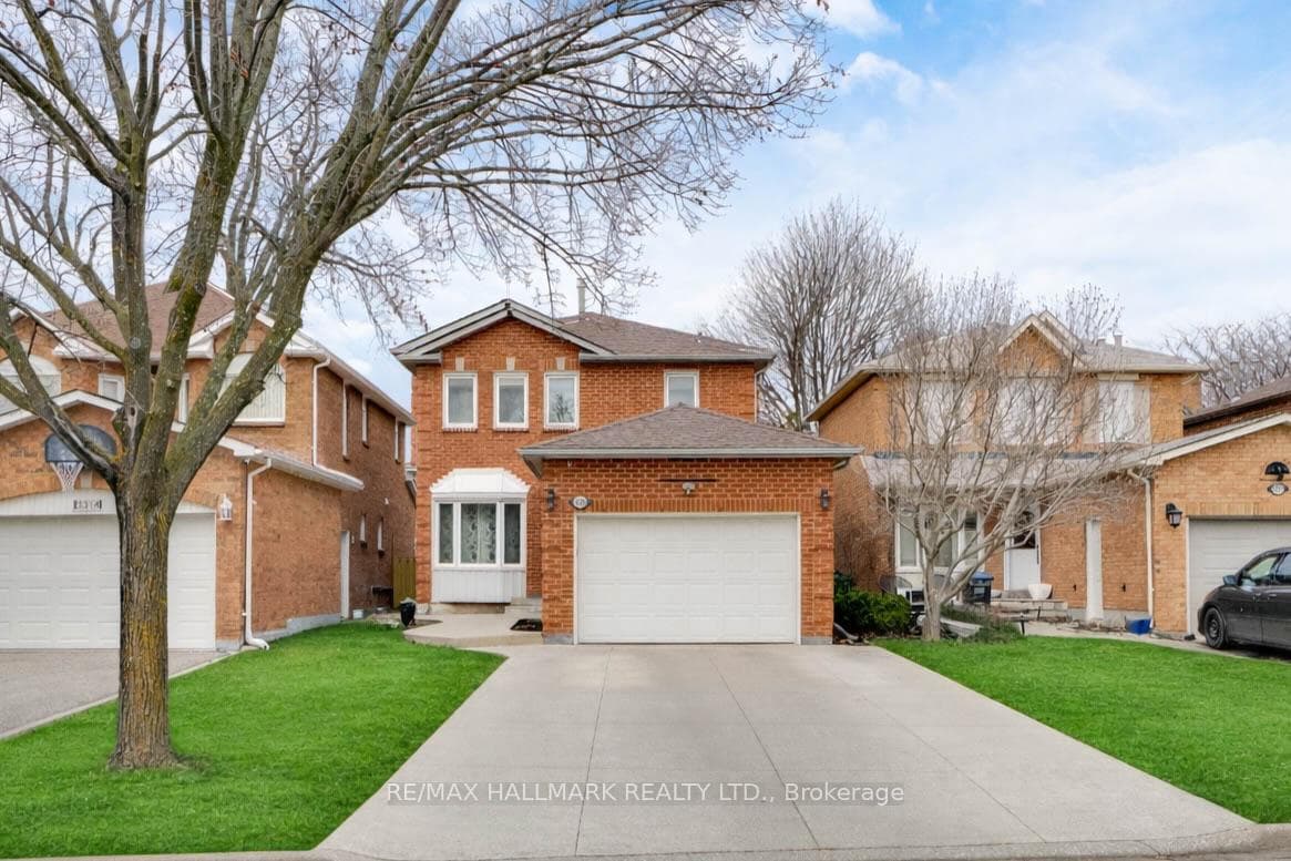 3310 GREENBELT Crescent, Mississauga, ON L5N 5X1 - Photo 1