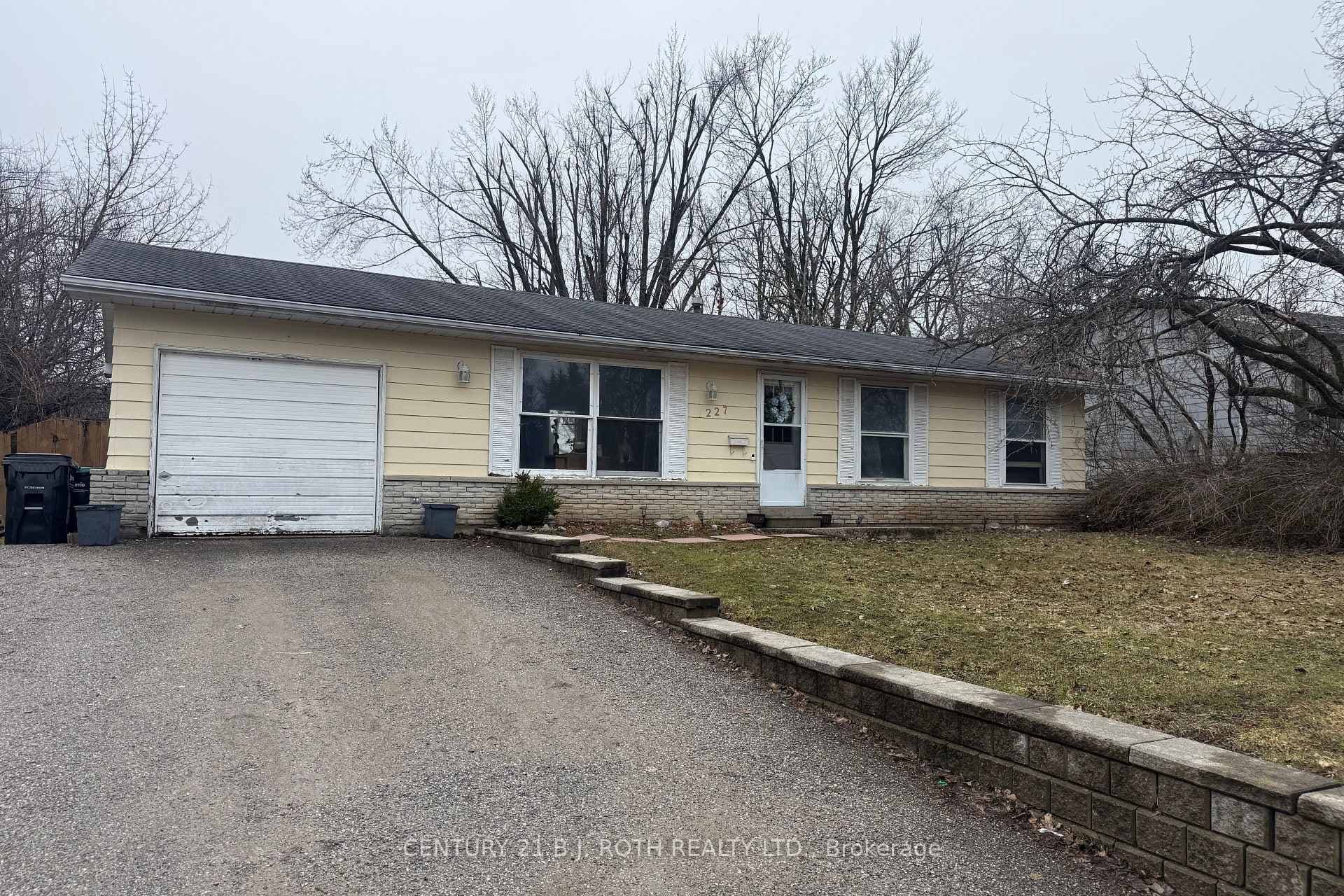 227 Pine Drive, Barrie, ON L4N 4H6 - Photo 1