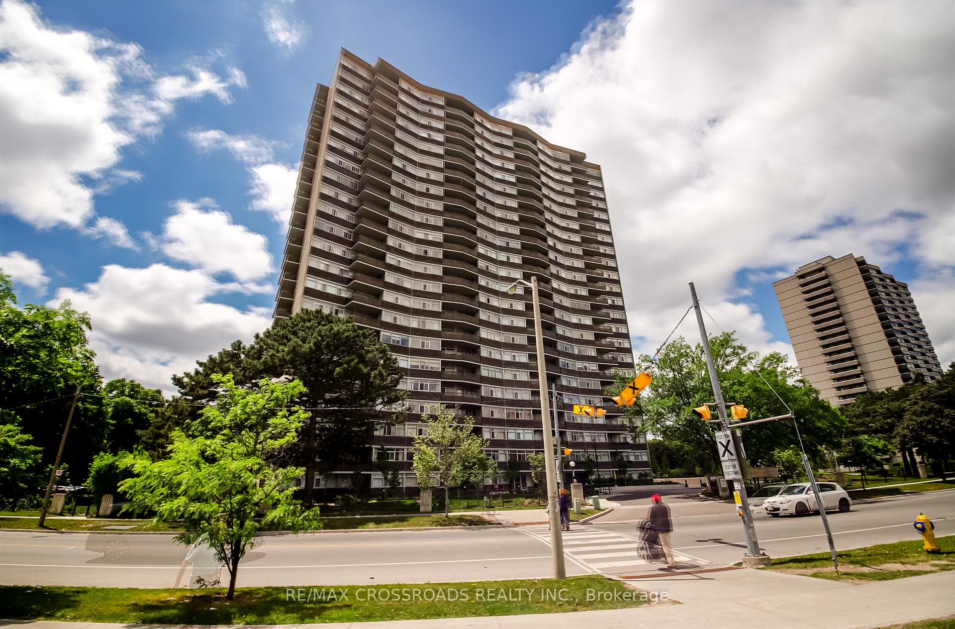 3151 Bridletowne Circle Unit 606, Scarborough Village / Eglinton East, ON M1W 2T1 - Photo 1