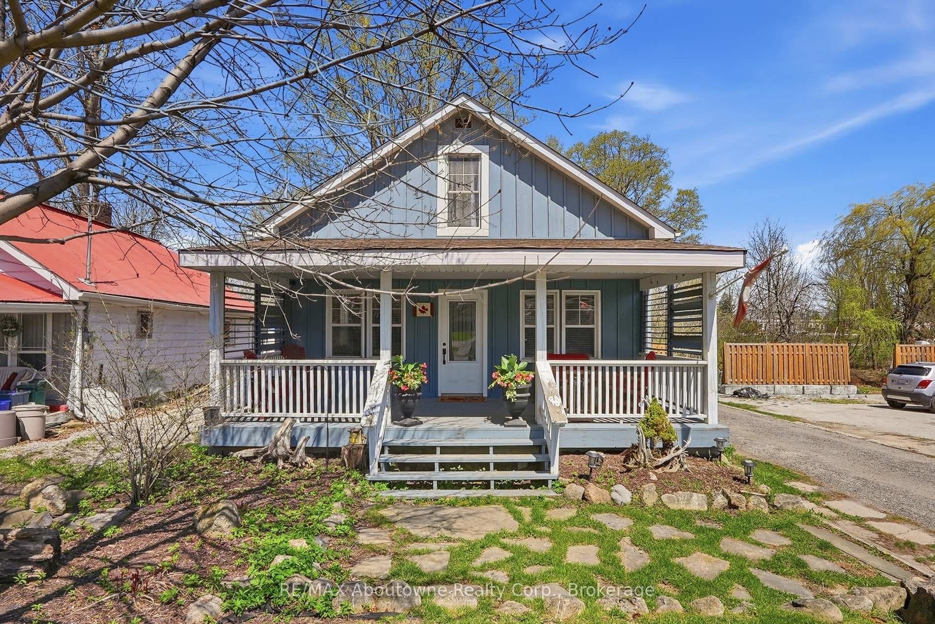 125 Main Street, Halton Hills