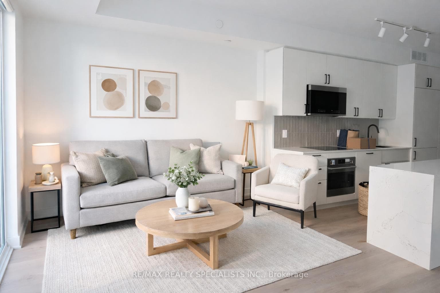 1660 Bloor Street Unit 303, Bloor West Village / Swansea, ON M6P 0C6 - Photo 1