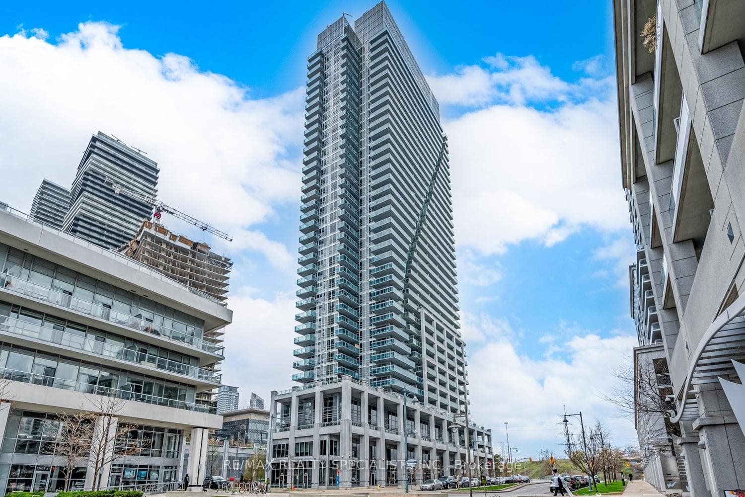 16 Brookers Lane Unit 1510, Liberty Village / Parkdale / South Parkdale, ON M8V 0A5 - Photo 1