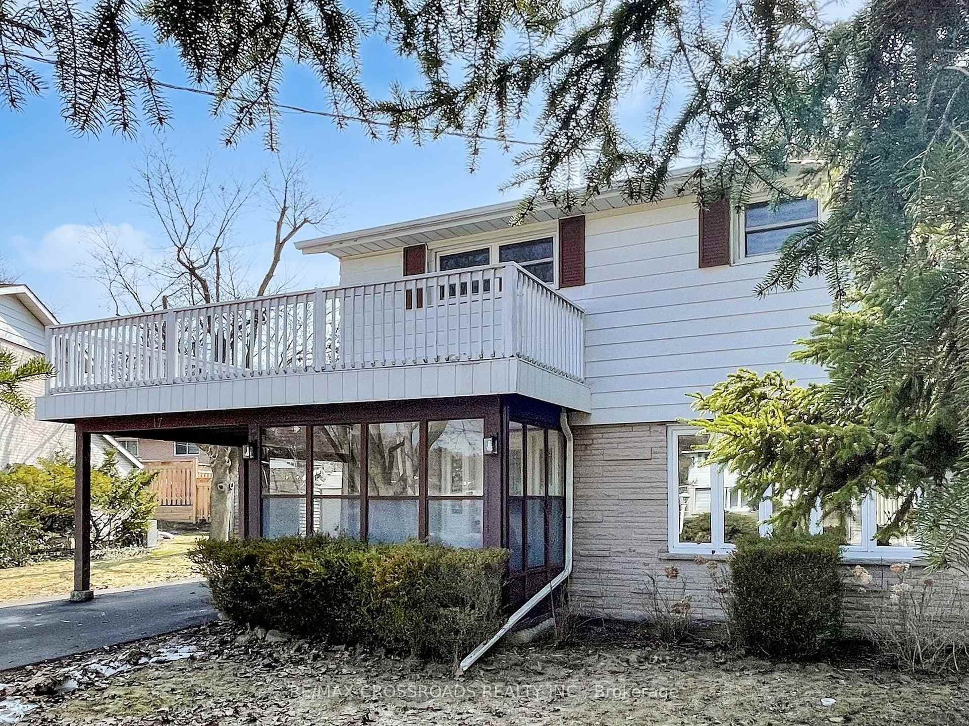 17 Ferbane Place, Hillcrest Village / Bayview Village, ON M2J 1Y7 - Photo 1