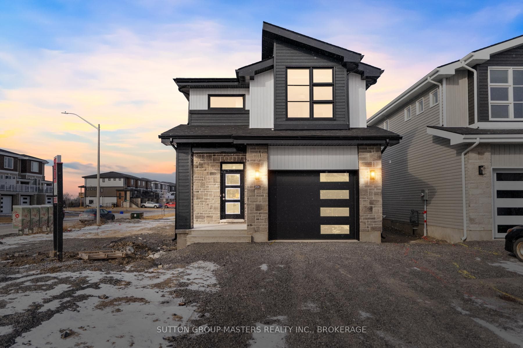 204 Superior Drive, Loyalist, ON K7N 0E5 - Photo 1