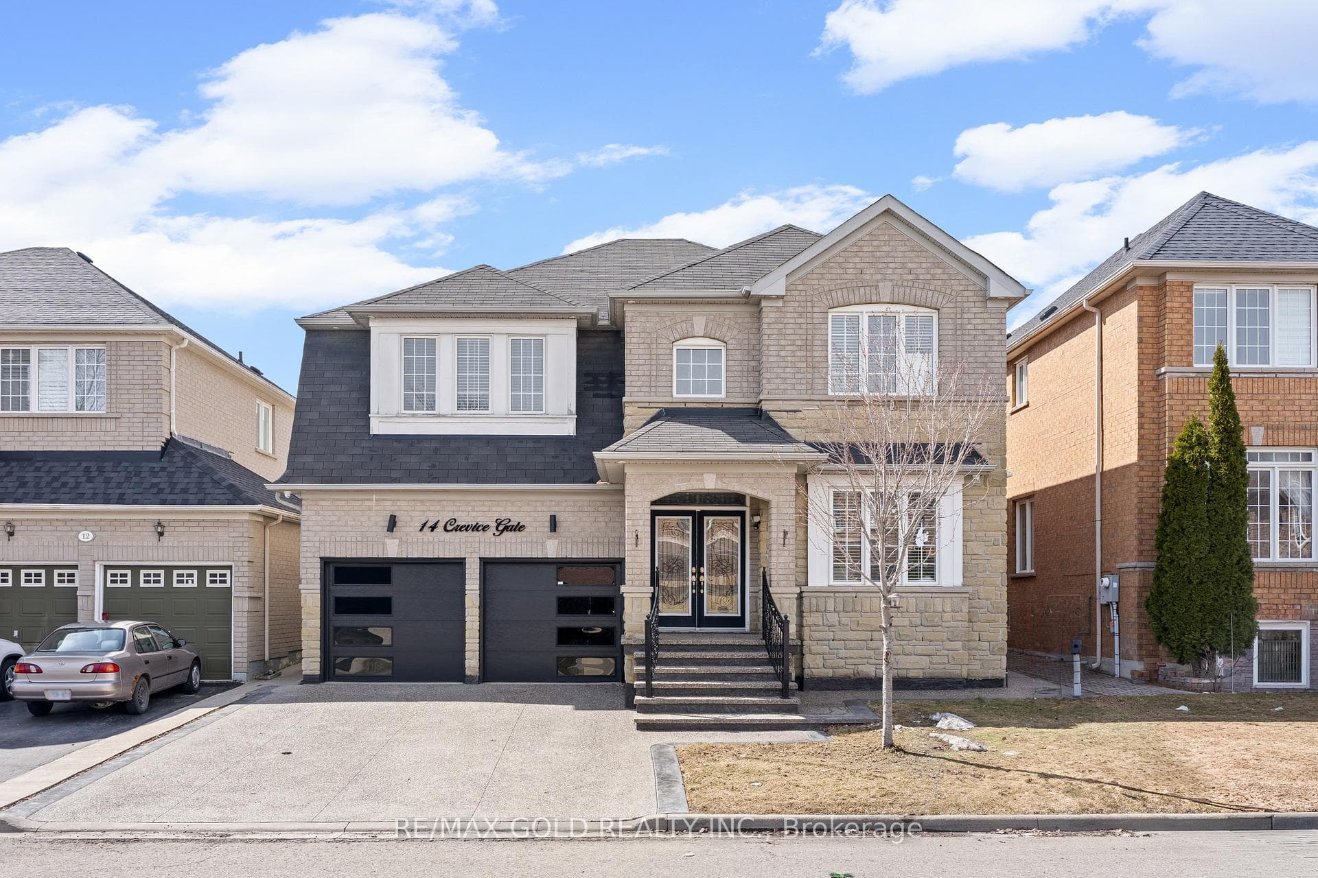 14 Crevice Gate, Brampton, ON L6R 2X5 - Photo 1