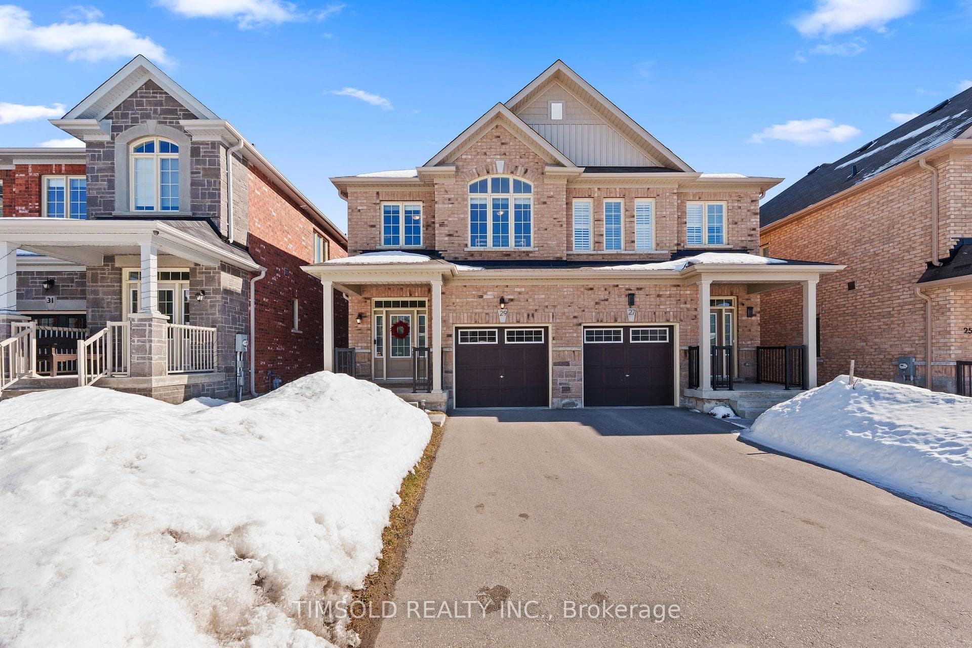 29 Robb Thompson Road, East Gwillimbury, ON L0G 1M0 - Photo 1