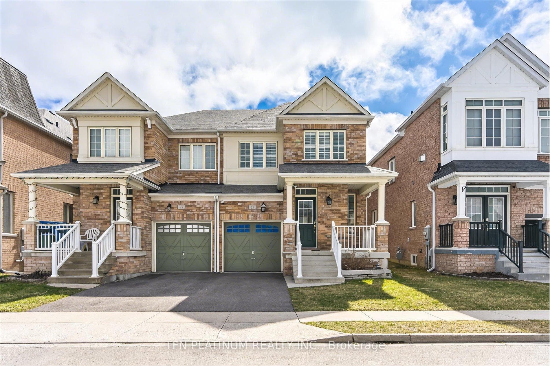 29 Brown Lane, Whitchurch-Stouffville, ON L4A 0V1 - Photo 1