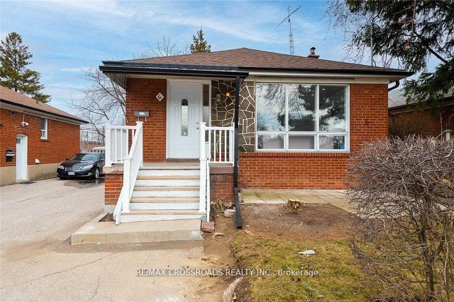 6 Larkhall Avenue, Scarborough (West Hill / Highland Creek), ON M1J 1V1 - Photo 1