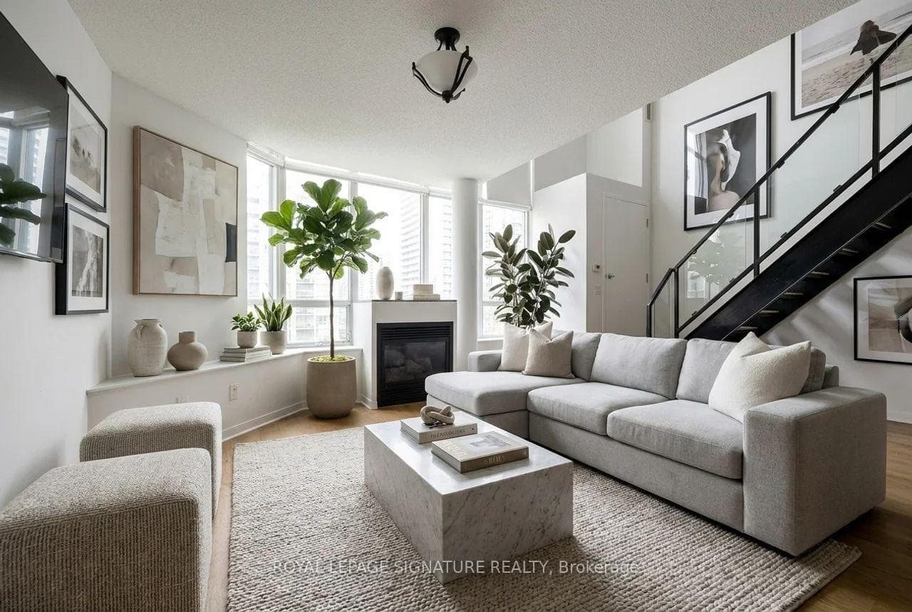 250 Manitoba Street Unit 702, Liberty Village / Parkdale / South Parkdale, ON M8Y 4G8 - Photo 1