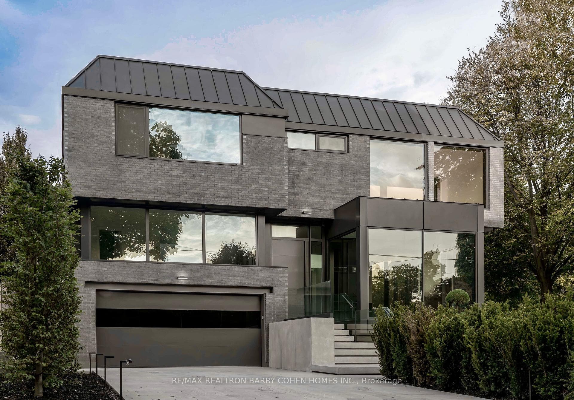 90 Esgore Drive, Lawrence Park / Bedford Park, ON M5M 3R8 - Photo 1