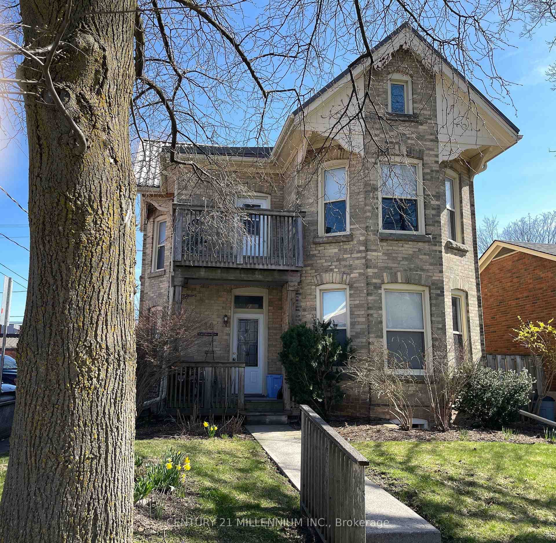 Victorian charm on prime Orangeville street.