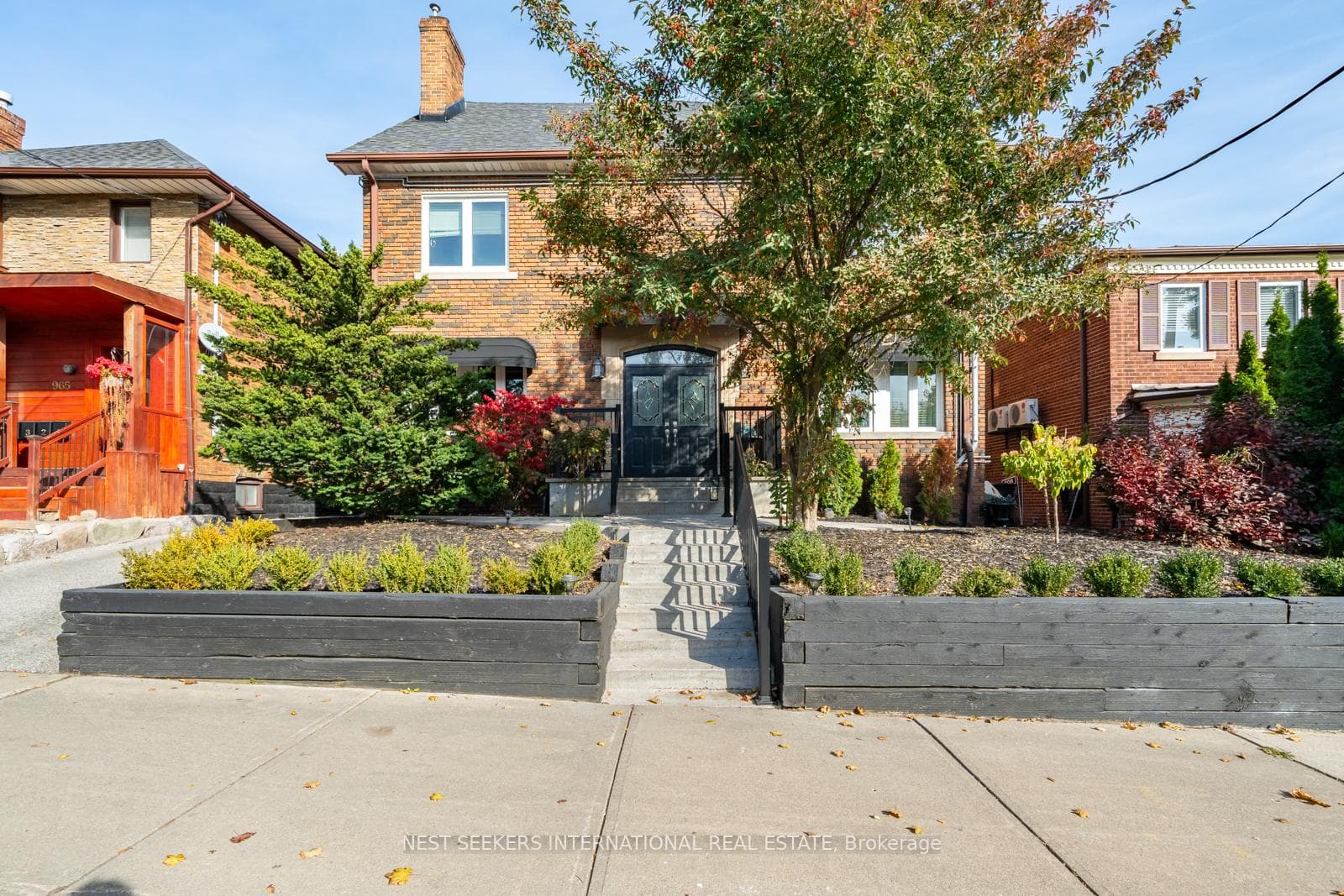 963 Avenue Road Unit 9, Forest Hill / Deer Park, ON M5P 2K9 - Photo 1