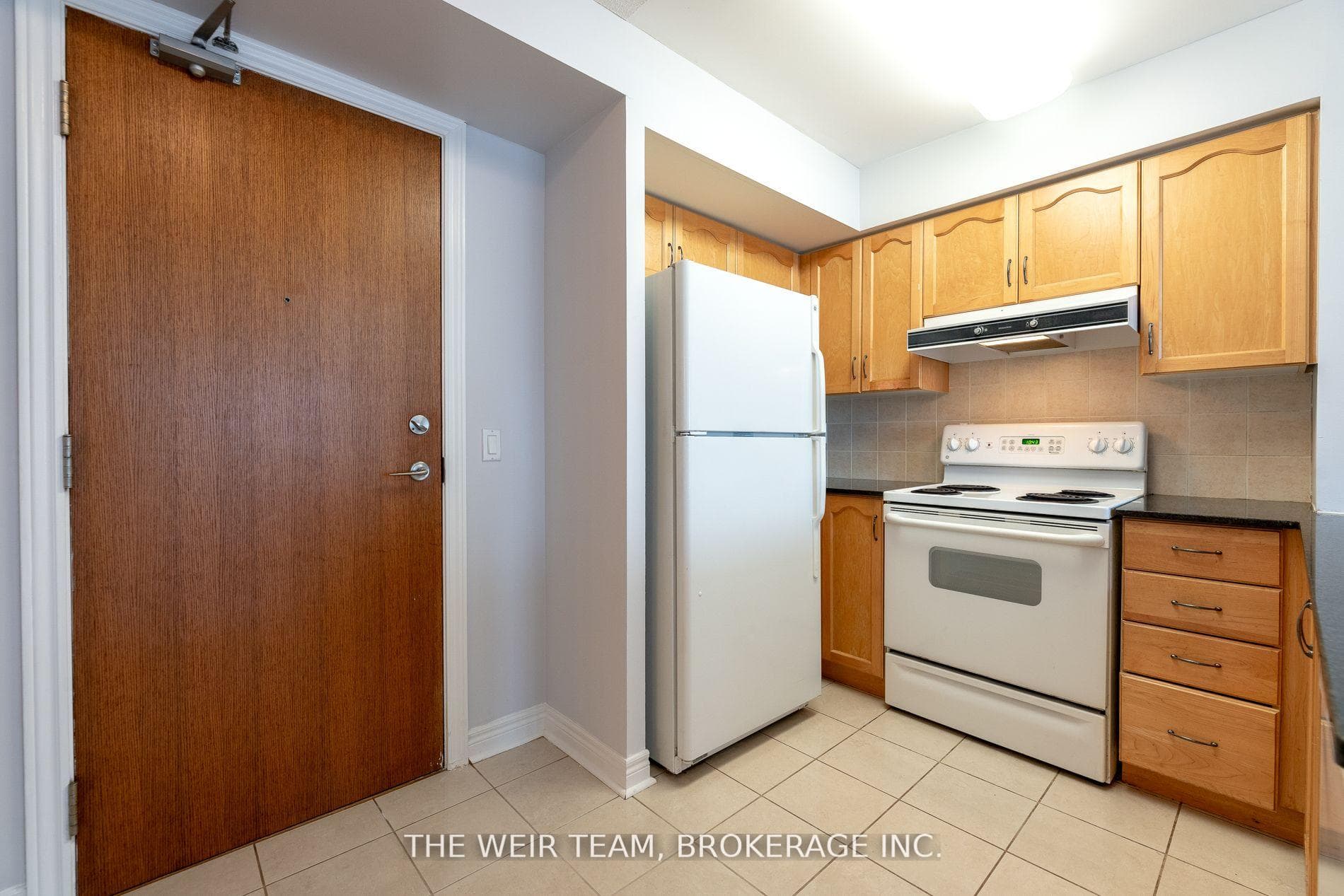 60 Disera Drive Unit 608, Vaughan, ON L4J 9G1 - Photo 1