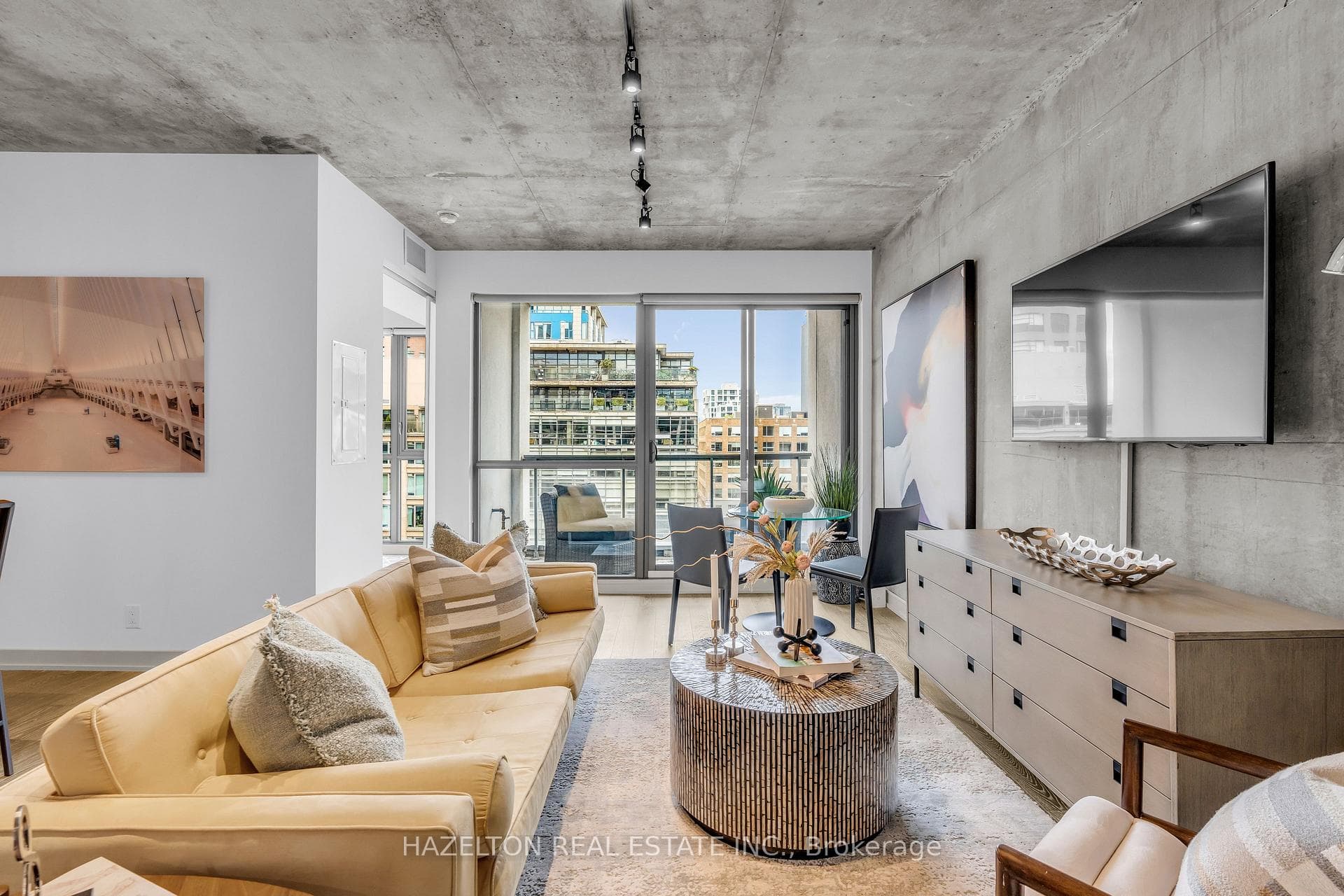39 Brant Street Unit 705, Toronto C01